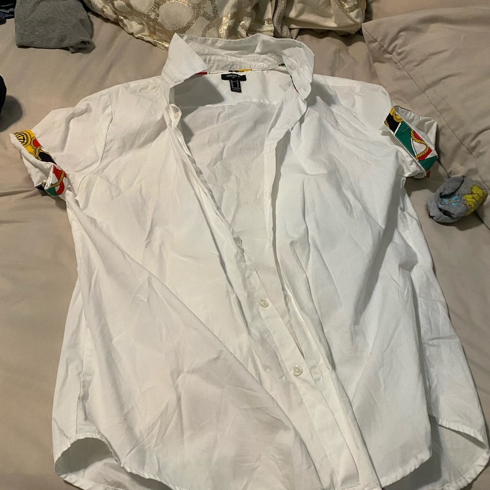Stylish short sleeve shirt